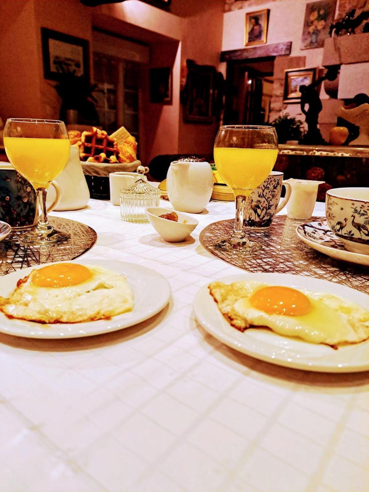 Chambre D'Hotes Avec Petit Dejeuner Compris A Mégrit Eksteriør bilde