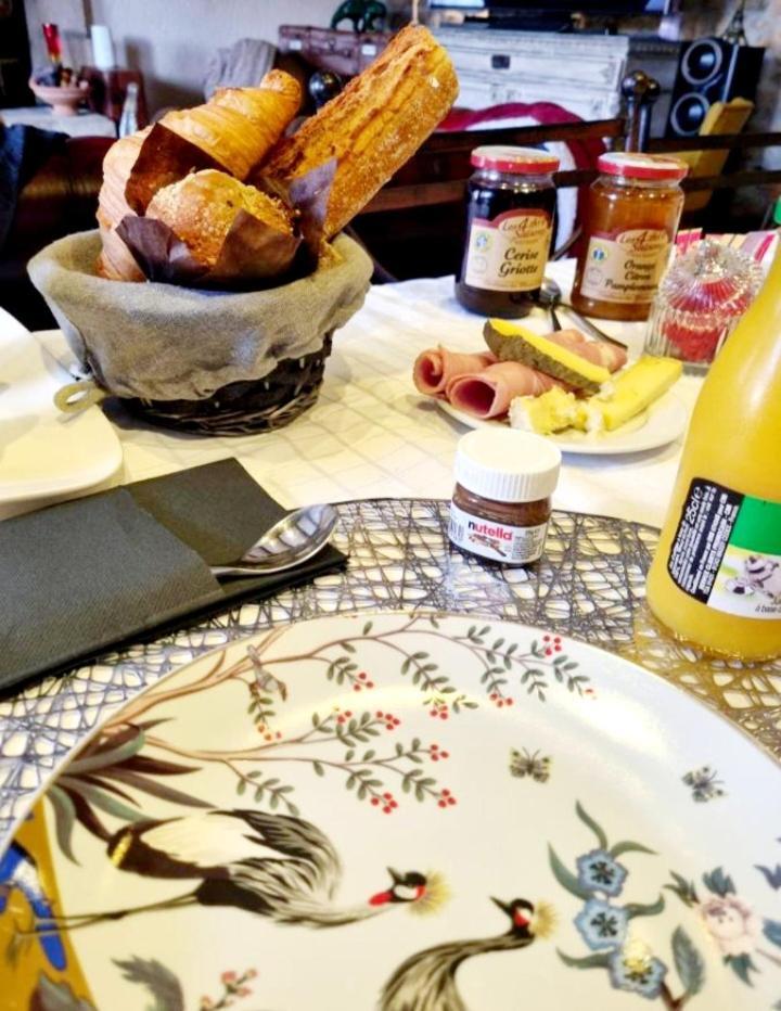 Chambre D'Hotes Avec Petit Dejeuner Compris A Mégrit Eksteriør bilde